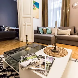 Urbano Styles Downtown Appartement Budapest